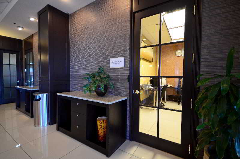 Armon Plaza Montreal Airpt, Trademark Collection By Wyndham Exterior foto